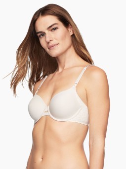 Warners® No Side Effects® Underarm-Smoothing Underwire Lightly Lined Convertible T-Shirt Bra RB5781A